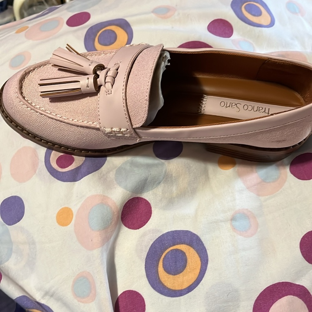 Shoes - Picture 5 of 12